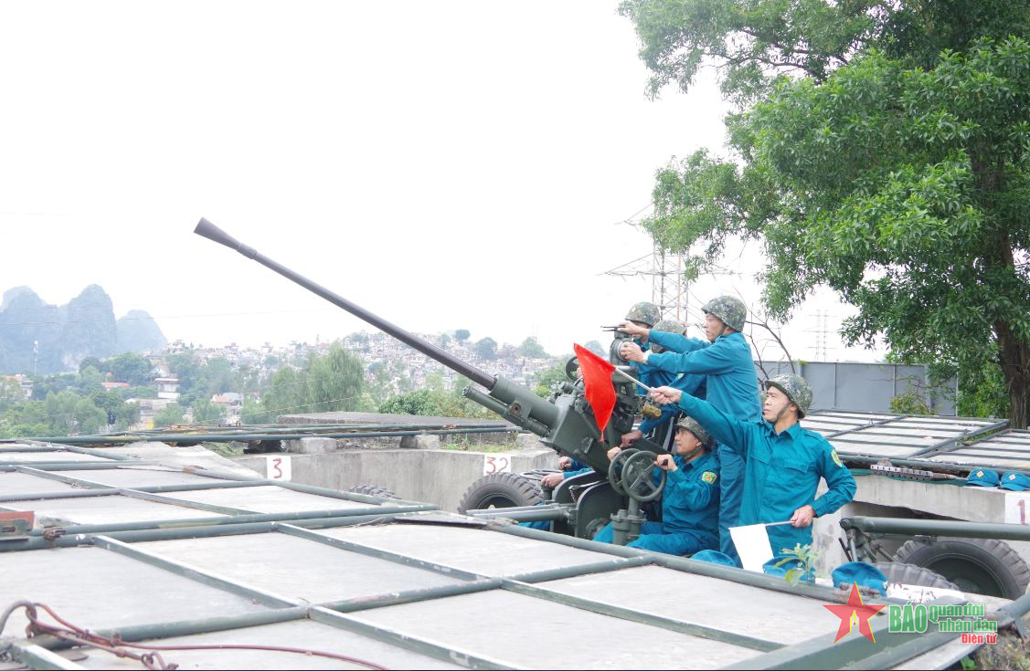 Ban CHQS Công ty Tuyển than Hòn Gai-Vinacomin nâng cao chất lượng đội ngũ lực lượng tự vệ